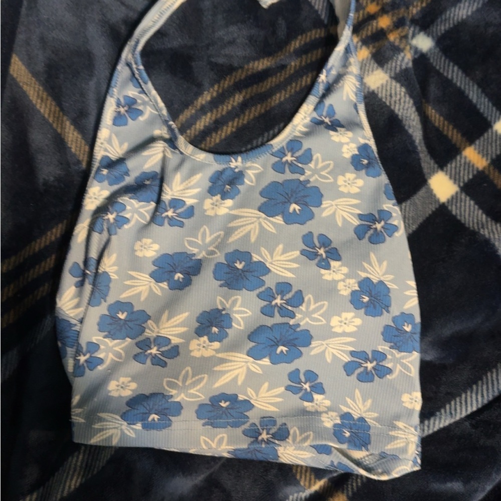 SHEIN Light Blue and Dark Blue Floral Halter Crop Top